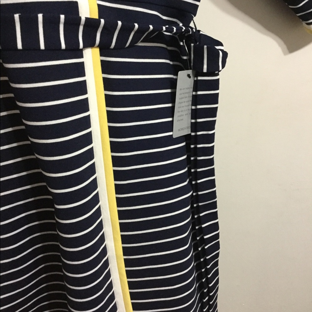 Striped Wrapped Dress - Picture 4 of 5